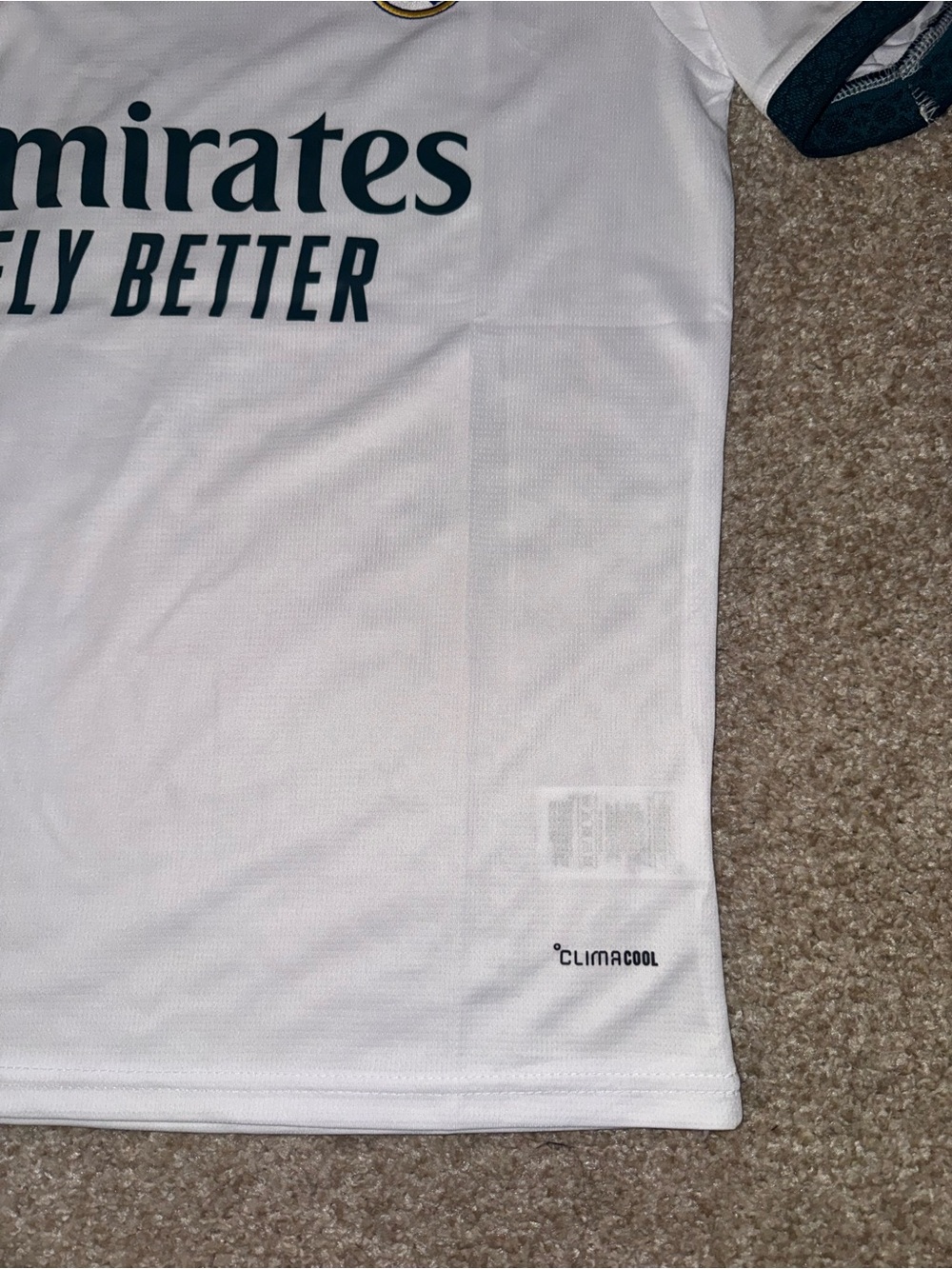 Adidas Real Madrid 2026-2027 Bellingham #5 Men’s Fan Version Home Soccer Jersey🆕 - Picture 4 of 9